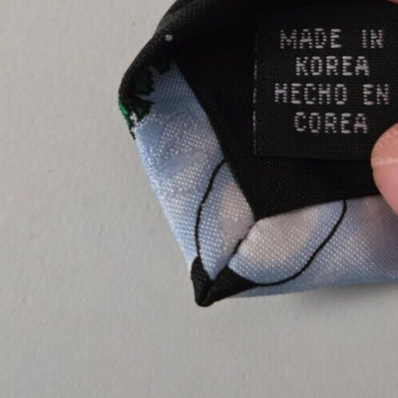 Vintage Hallmark Neck Tie Christmas Winter Snowman Design ⛄️⛄️⛄️ - Picture 4 of 6